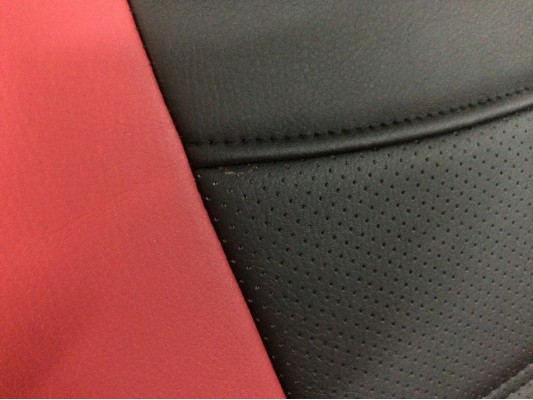 Авточехлы на Honda Civic 8 4D Авточехлы на Honda Civic 8 4D