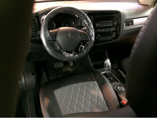 Авточехлы на Mitsubishi Outlander 3 Авточехлы на Mitsubishi Outlander 3